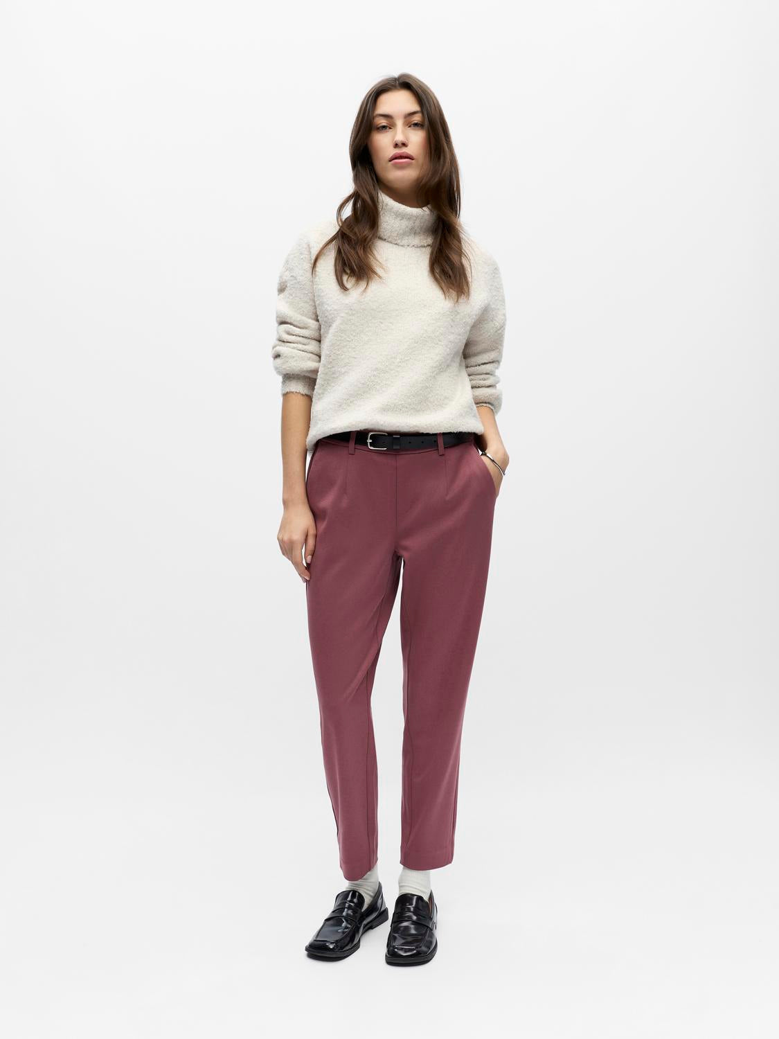 model_shot-front_full