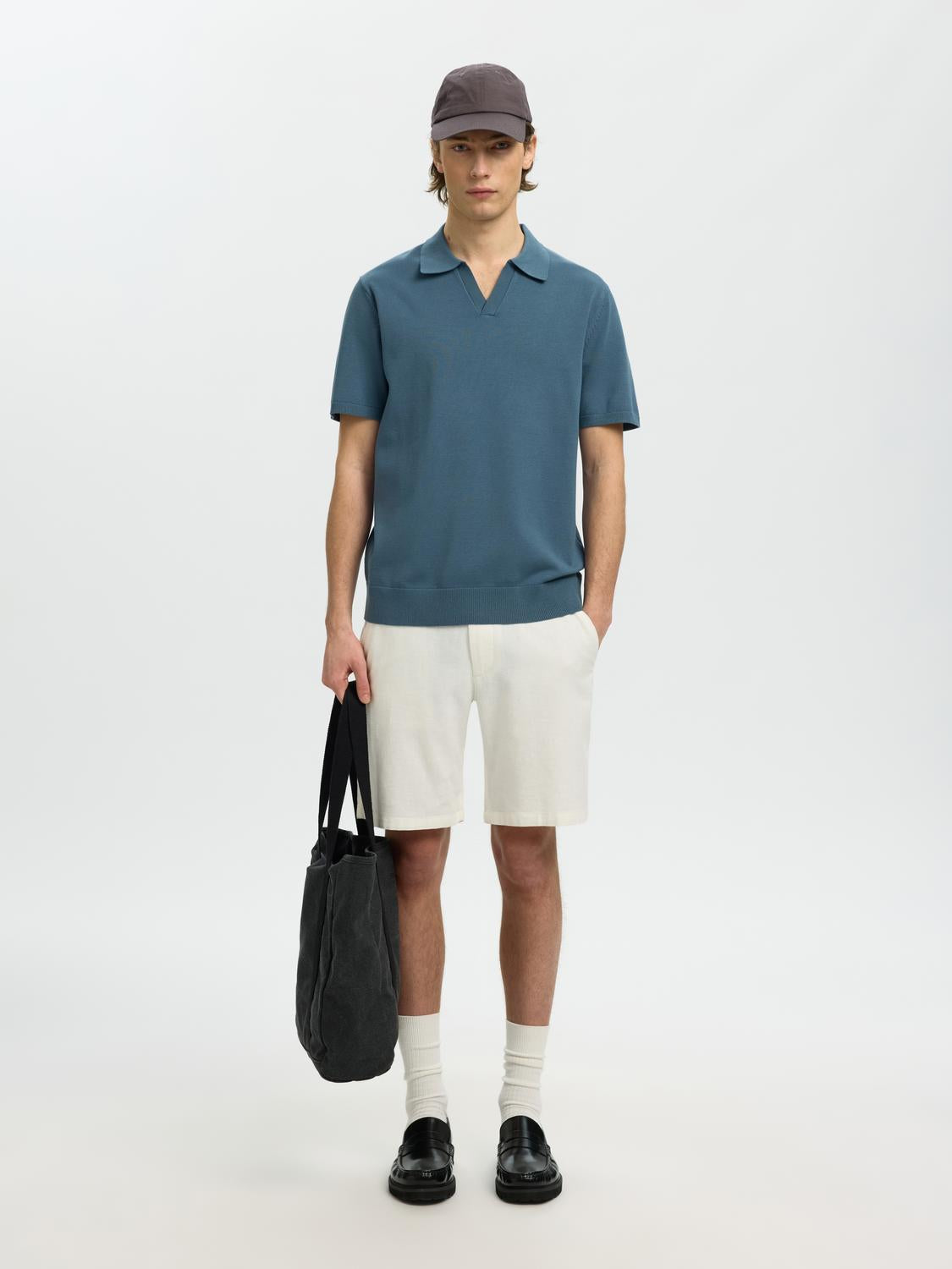 model_shot-front_full