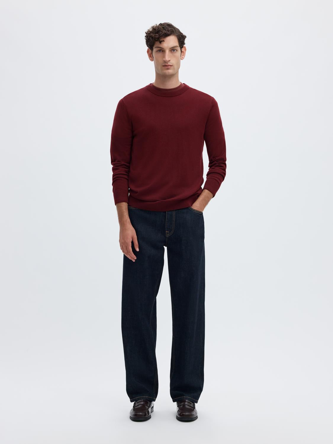 model_shot-front_full