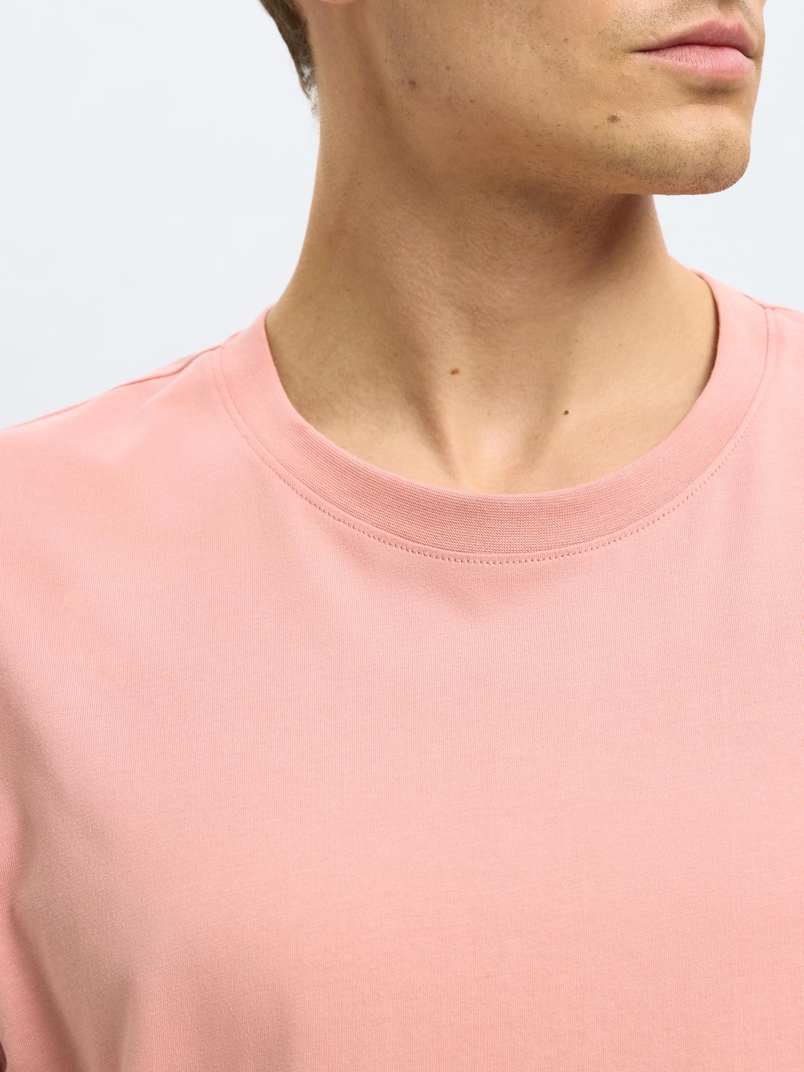 model_shot-detail