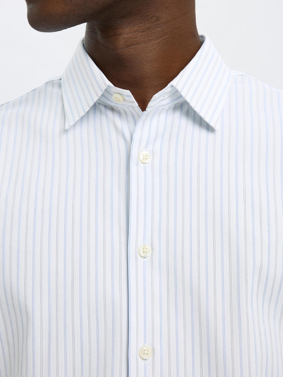model_shot-detail