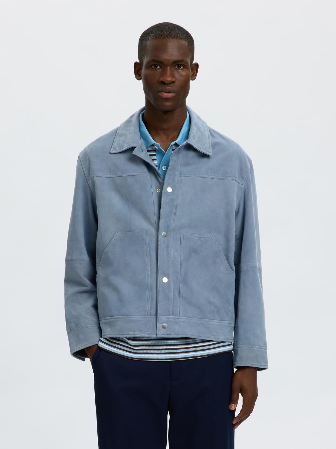 model_shot-front