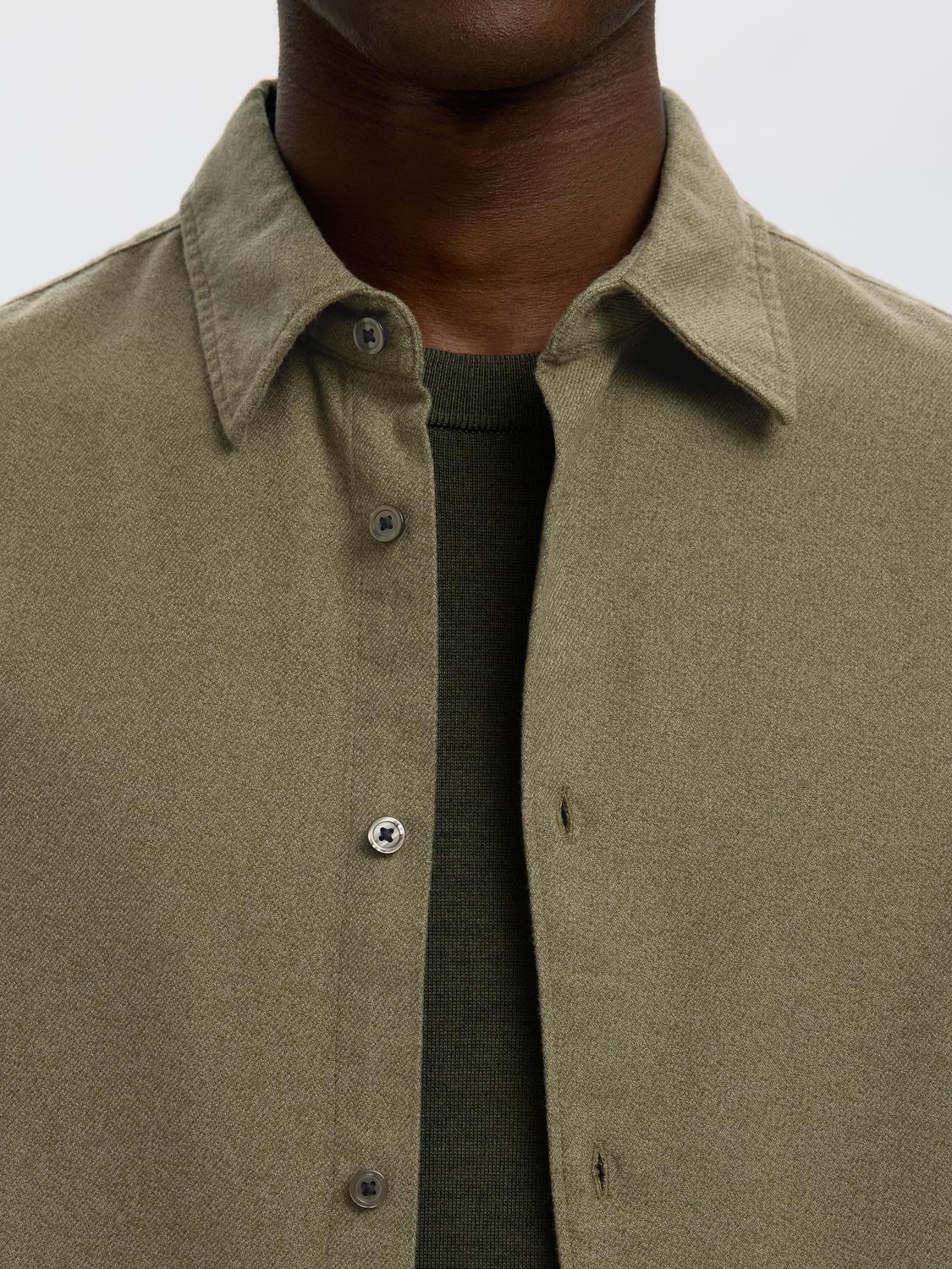 model_shot-detail