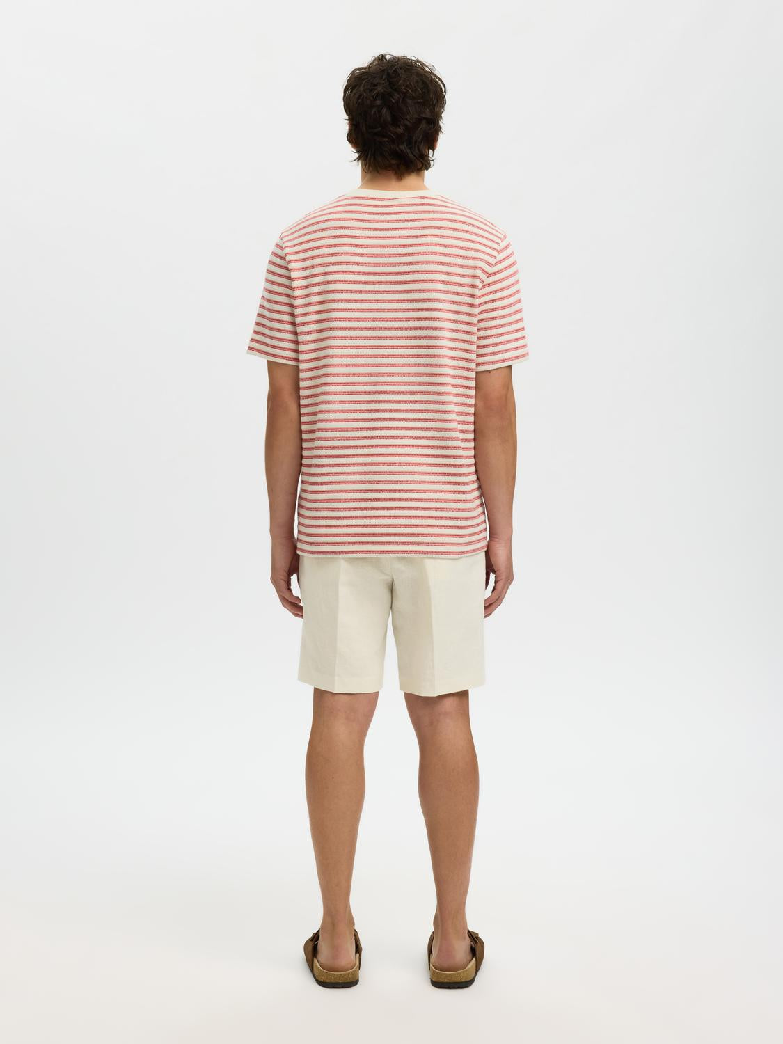 model_shot-back
