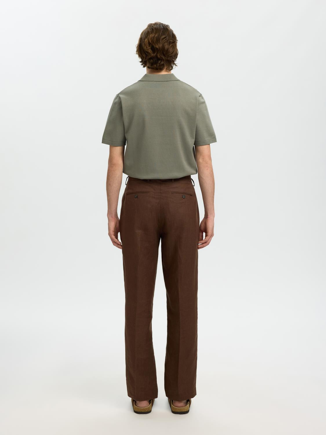 model_shot-back