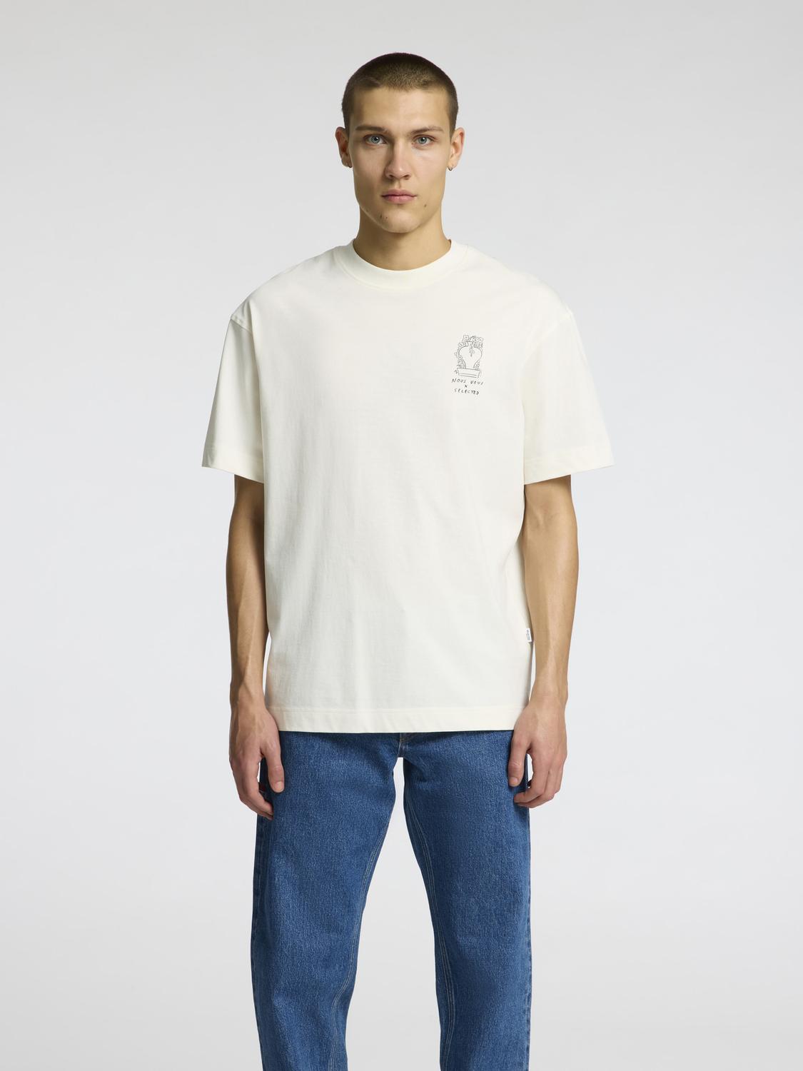 model_shot-front