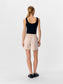 model_shot-back