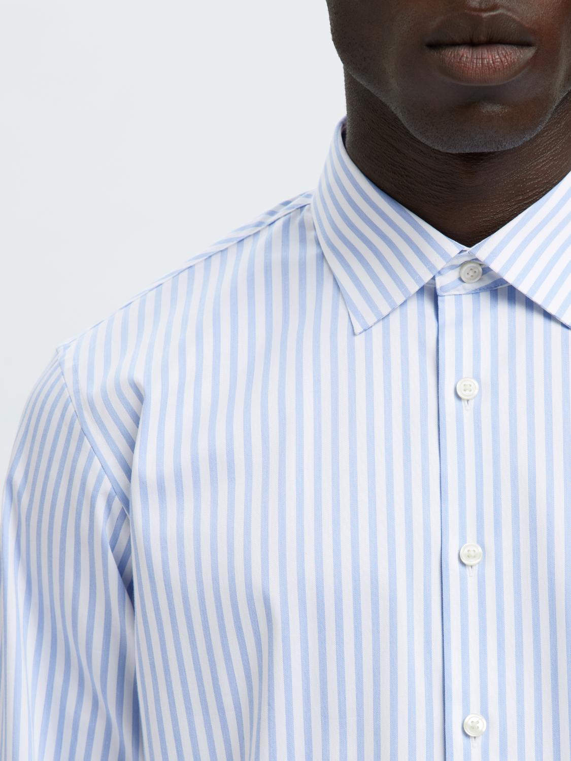 model_shot-detail