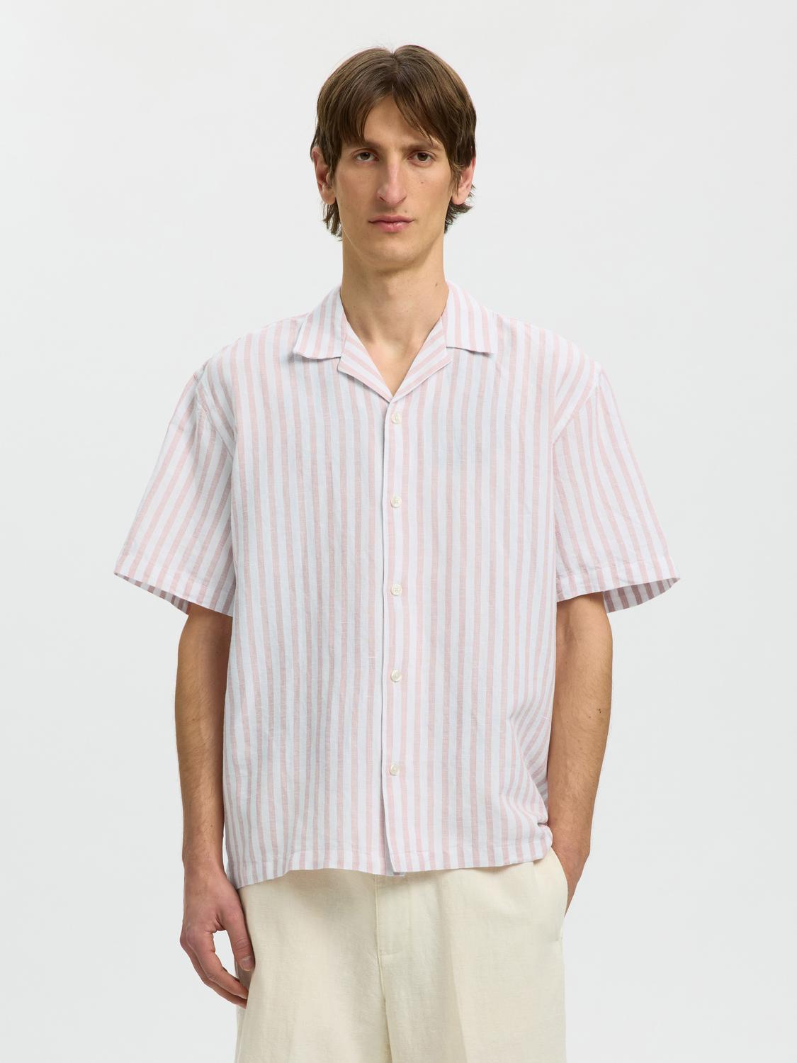 model_shot-front