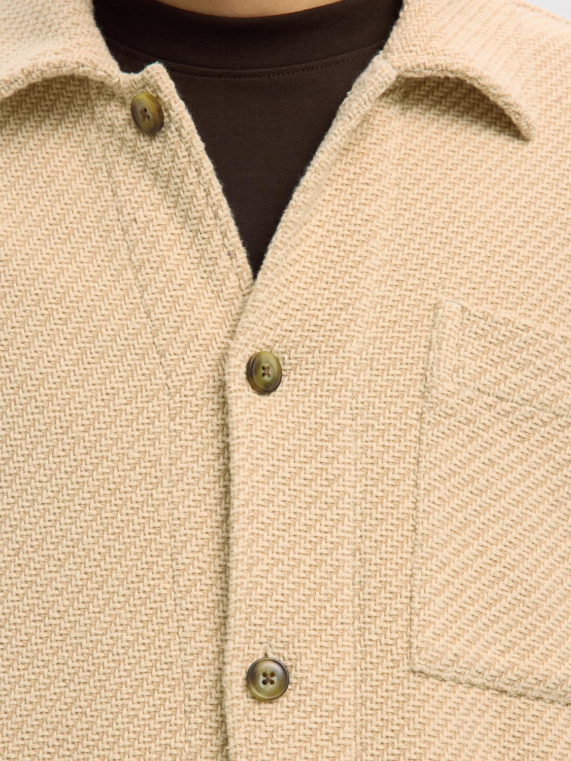 model_shot-detail