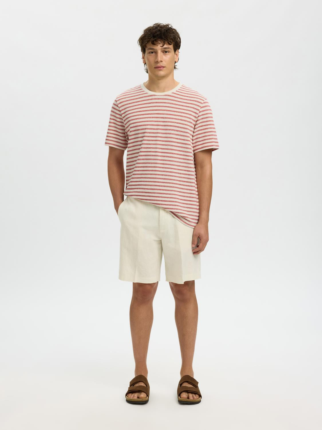 model_shot-front_full