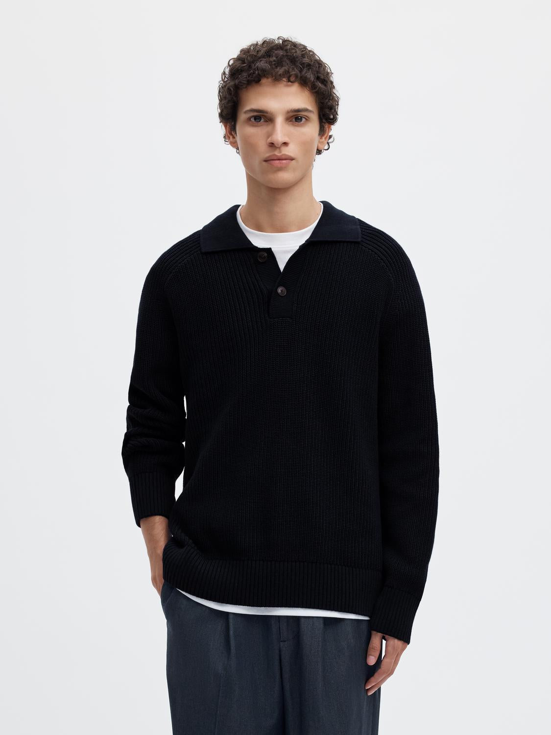 model_shot-front