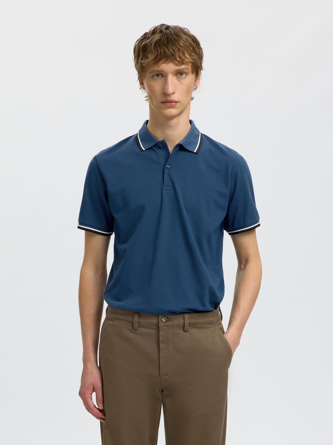 model_shot-front