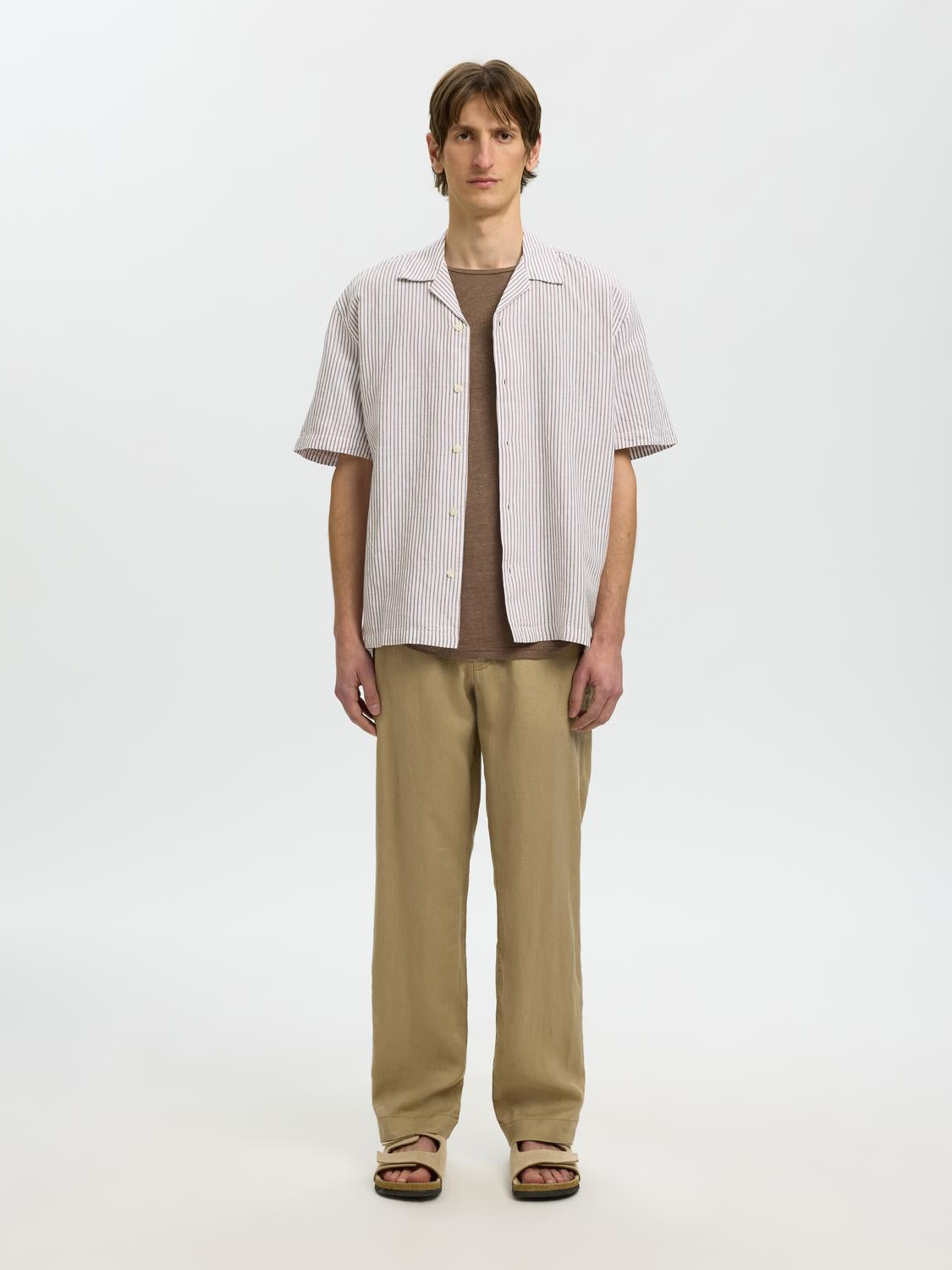 model_shot-front_full