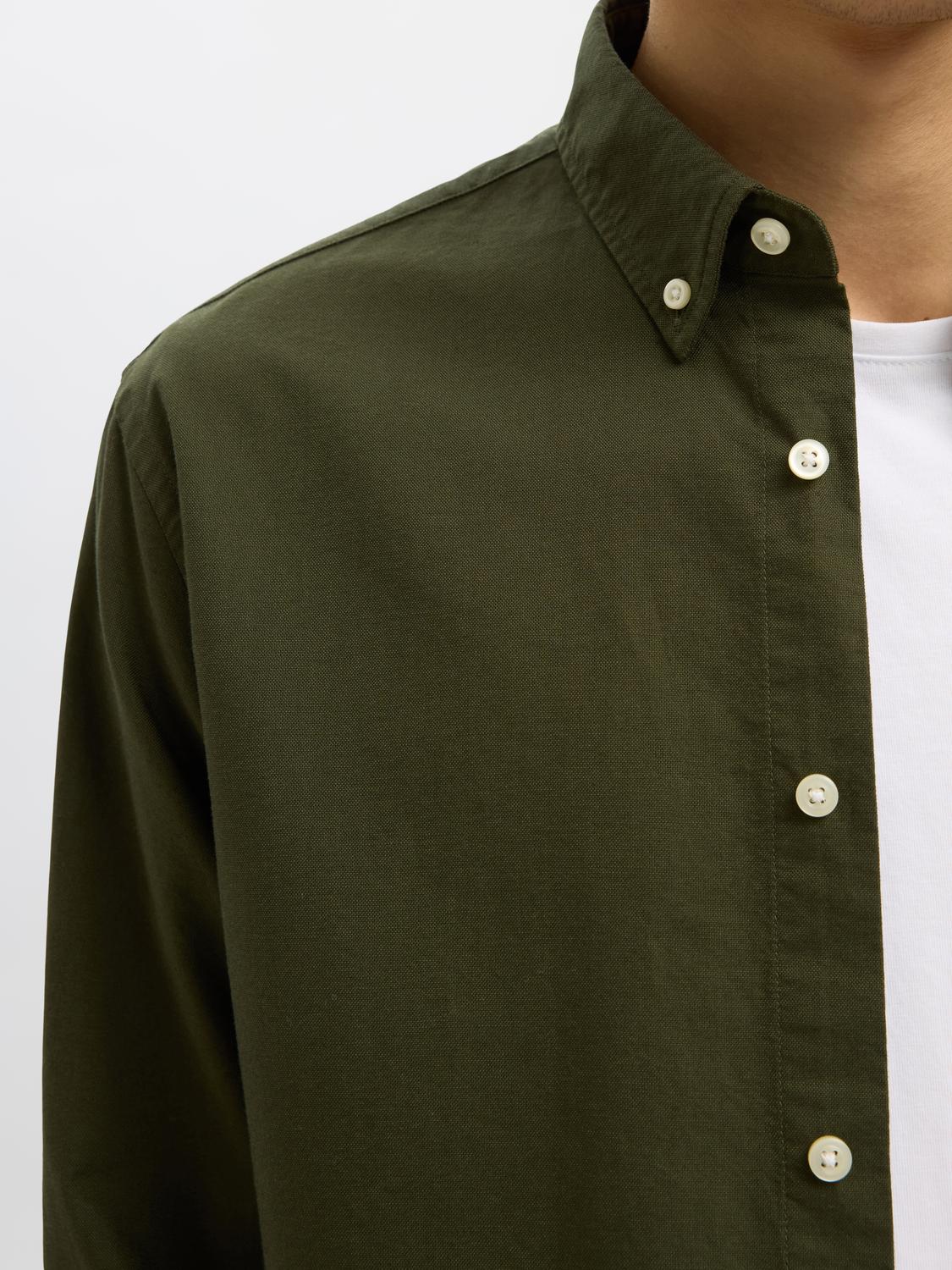 model_shot-detail
