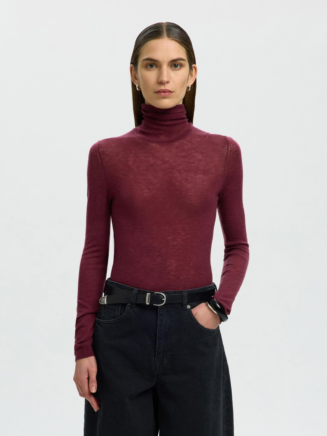 model_shot-front