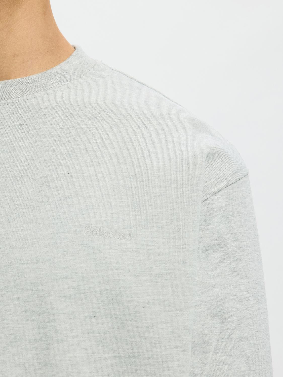model_shot-detail