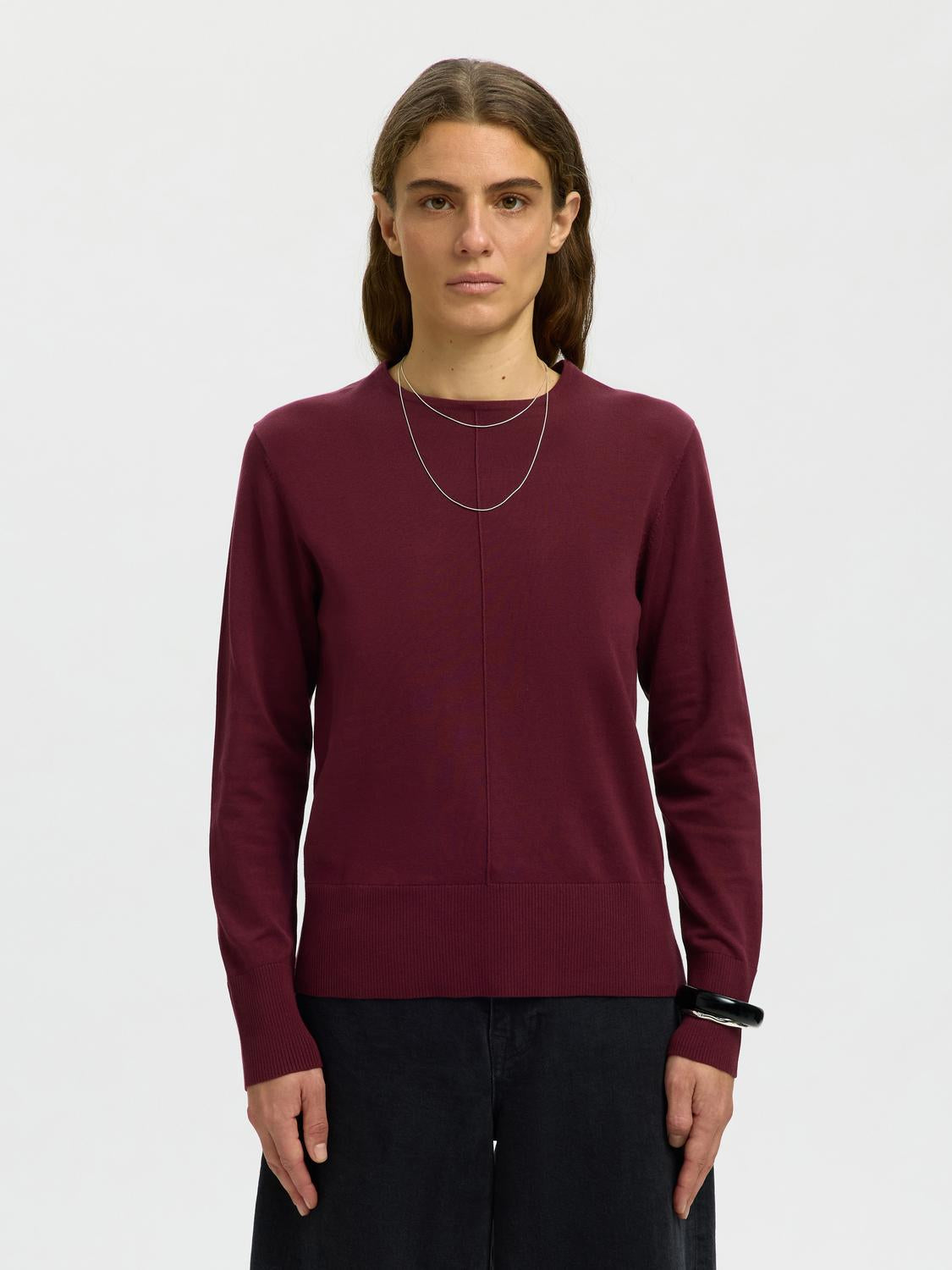 model_shot-front