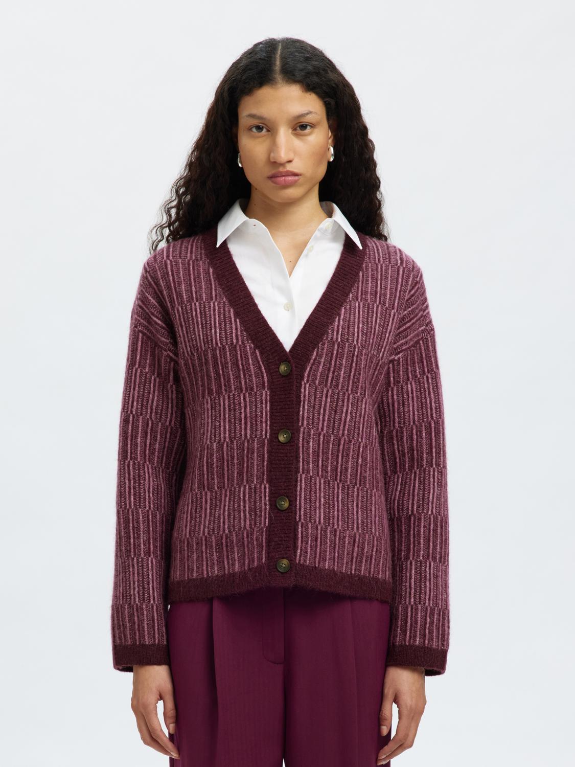 model_shot-front