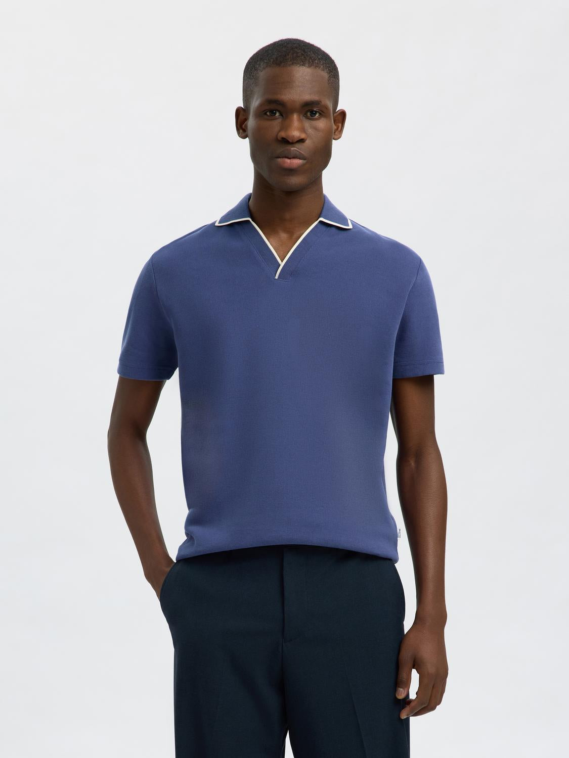 model_shot-front