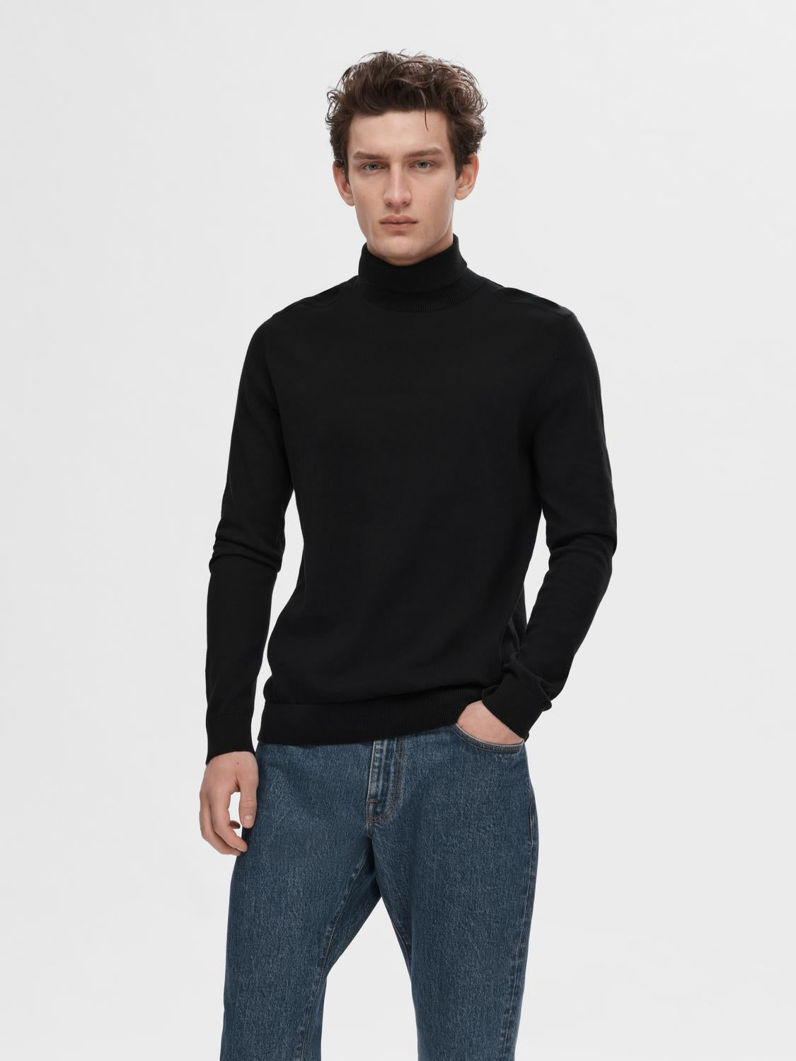 model_shot-front
