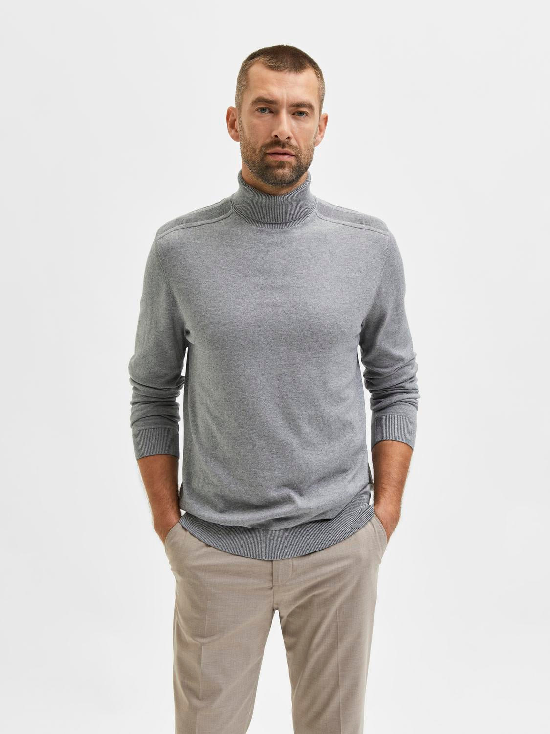 model_shot-front