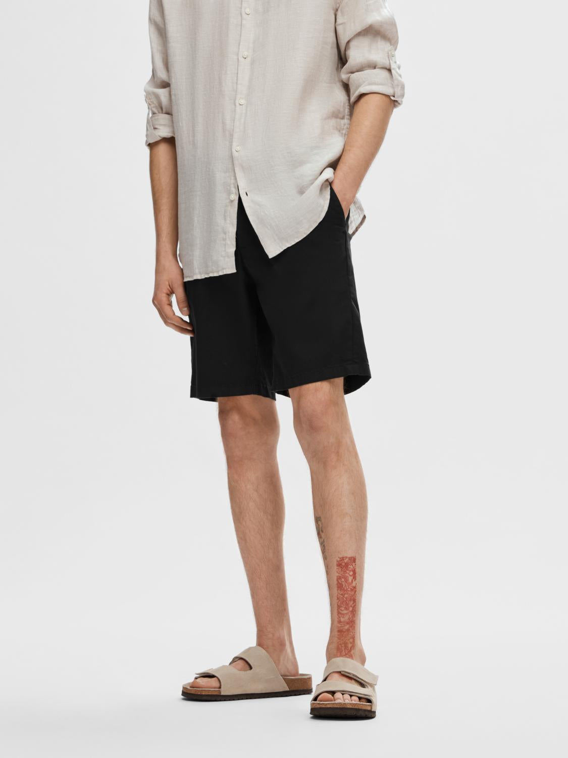 model_shot-front