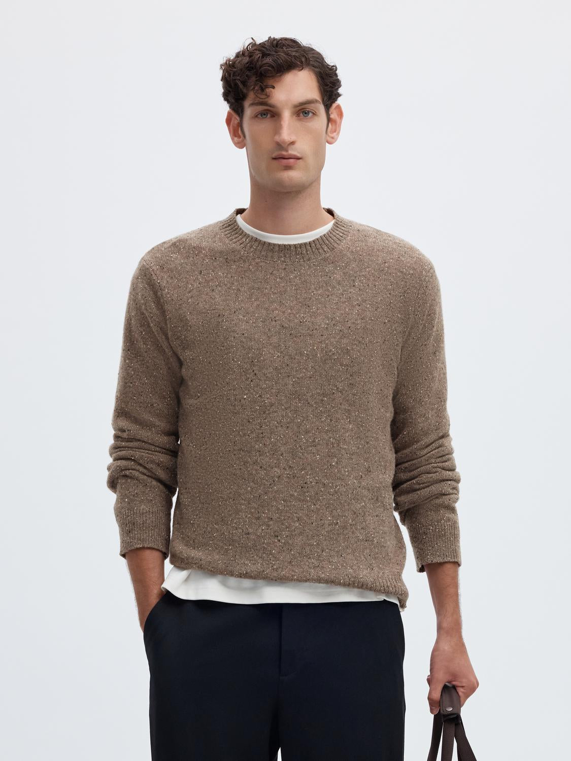 model_shot-front