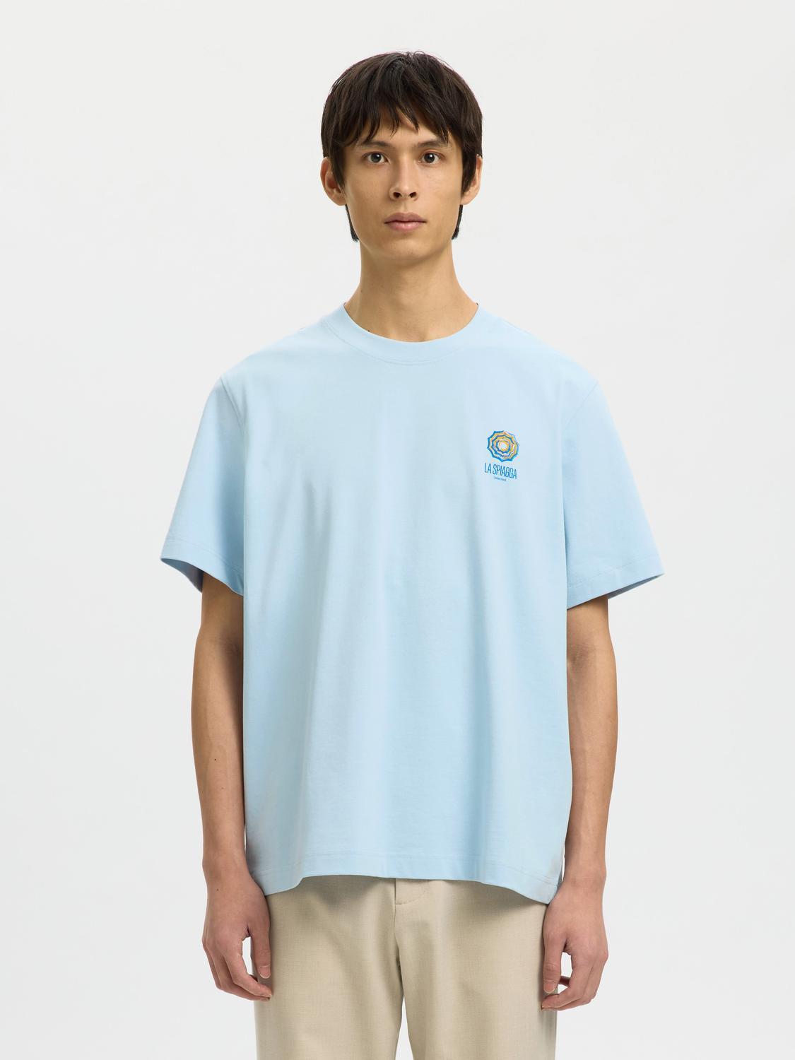 model_shot-front