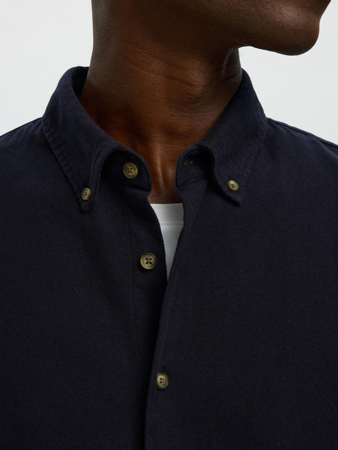 model_shot-detail