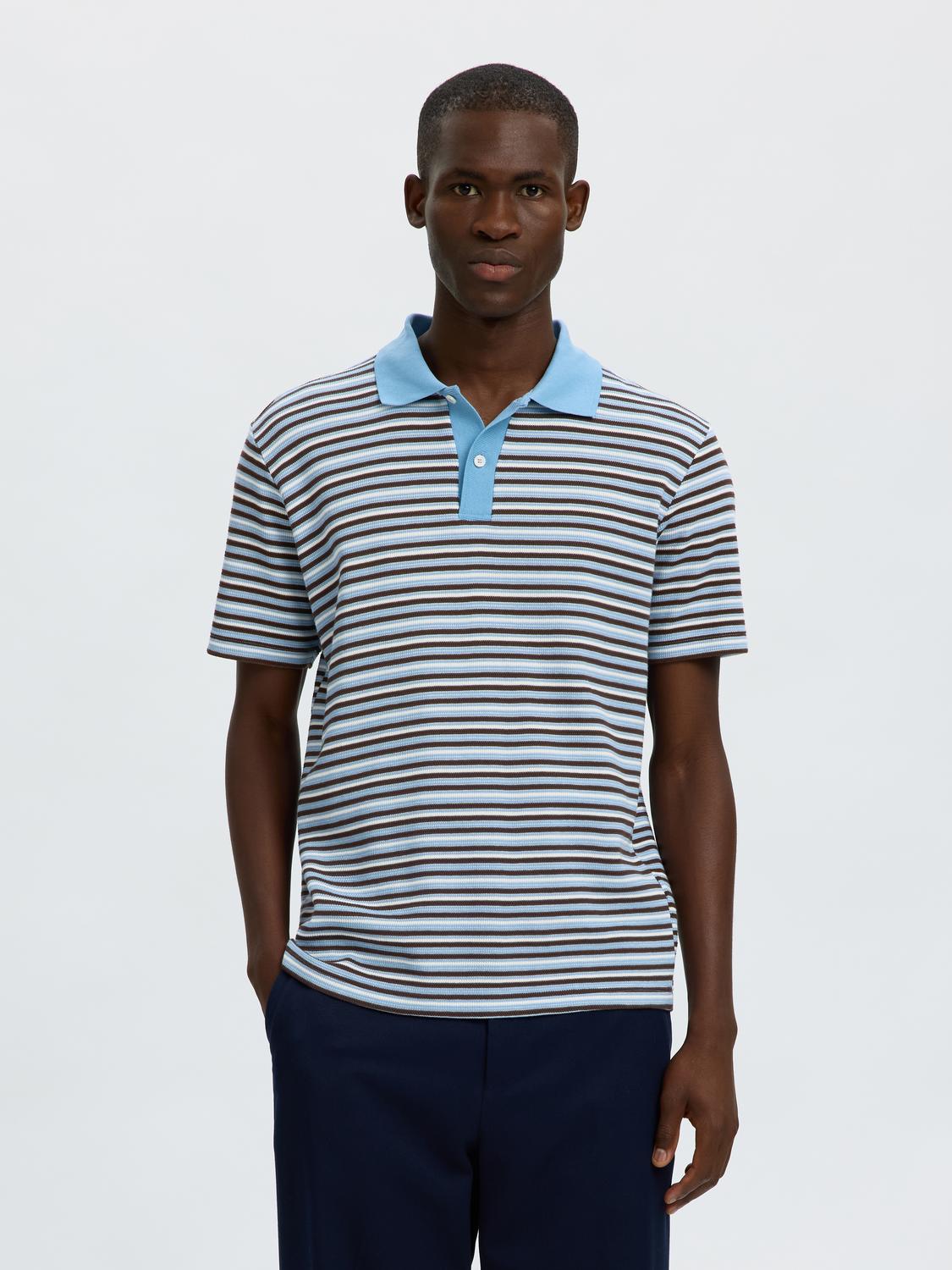 model_shot-front