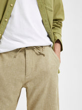 Load image into Gallery viewer, SLHREGULAR-BRODY Shorts - Olive Branch