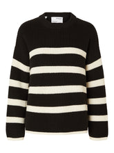 Load image into Gallery viewer, SLFBLOOMIE Pullover - Black